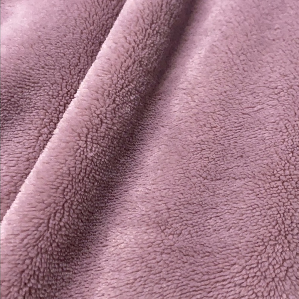 Meet your Posher, Bella